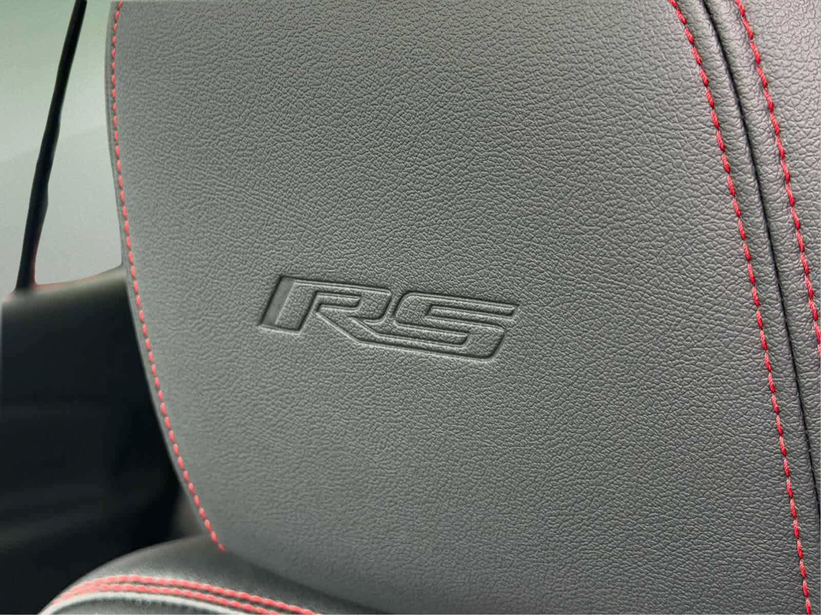 New 2026 Chevrolet Traverse RS w/ LPO, Floor Liner Package FWD image 5