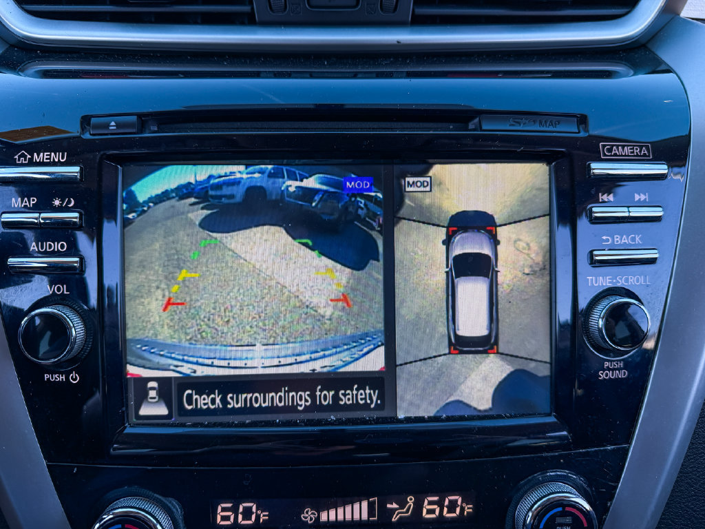 Used 2018 Nissan Murano SV w/ Premium Package AWD/4WD image 12