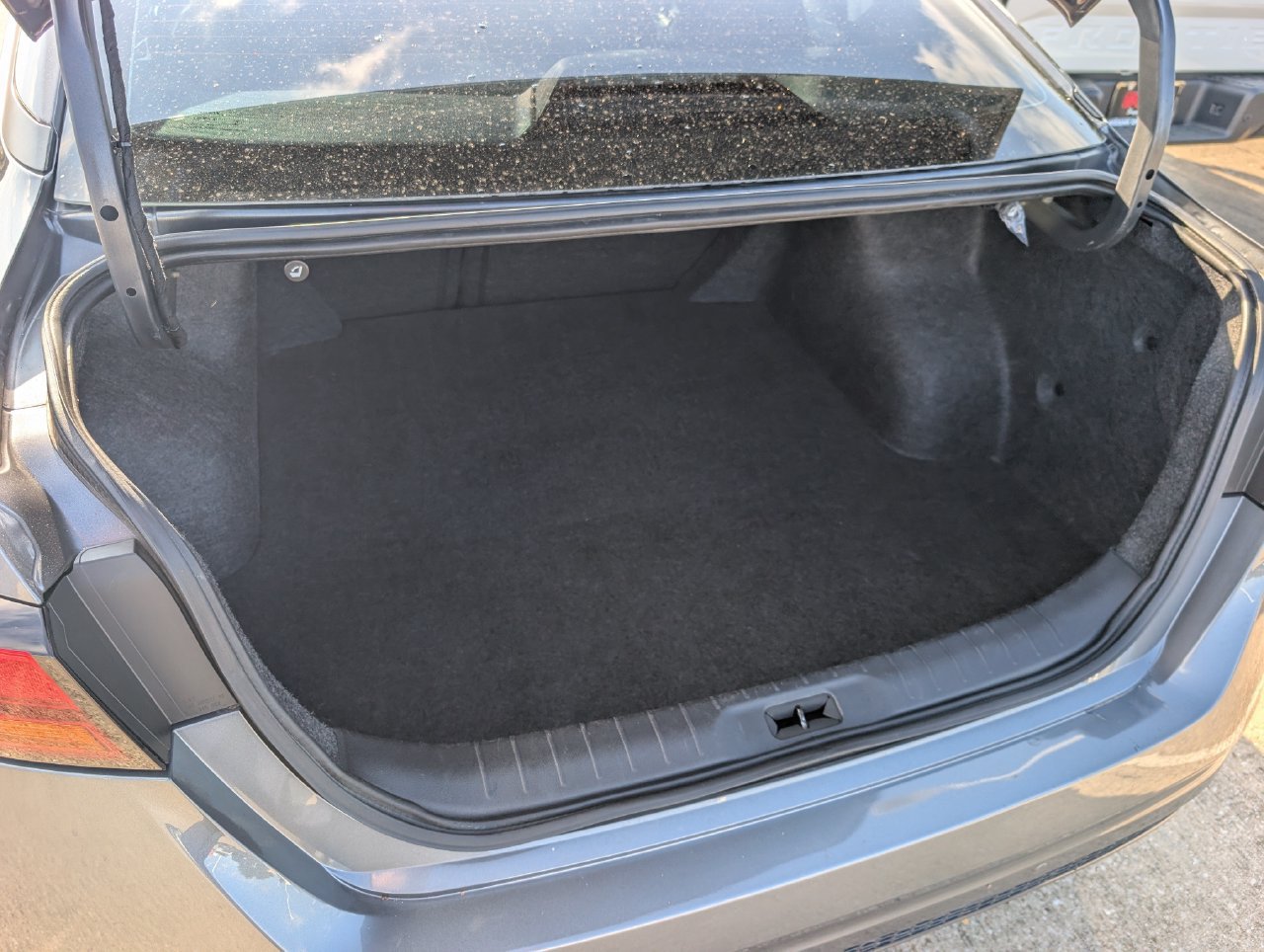 Certified 2025 Nissan Altima 2.5 SV FWD image 28