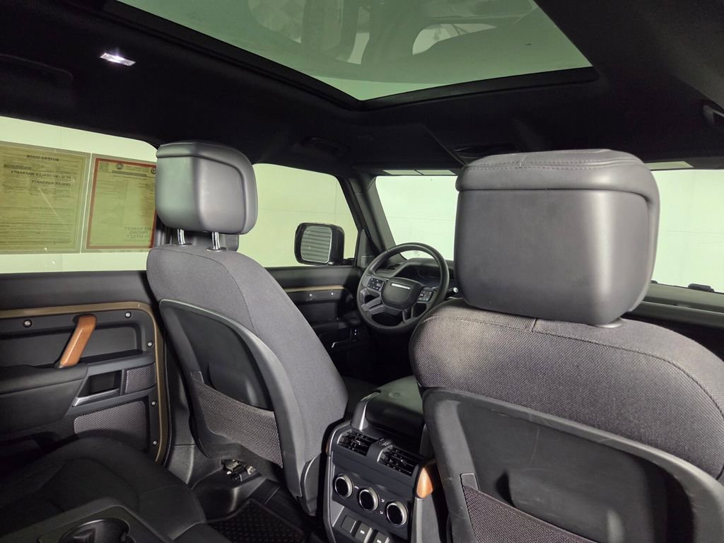 Used 2023 Land Rover Defender 110 X AWD/4WD image 30
