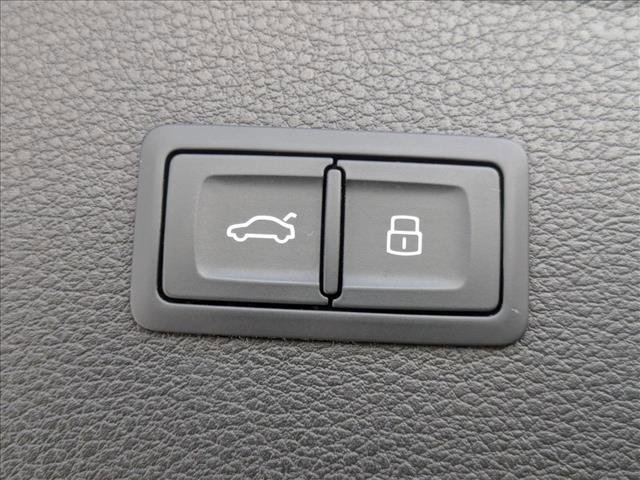 Used 2022 Audi SQ5 Premium Plus w/ Premium Plus Package image 23