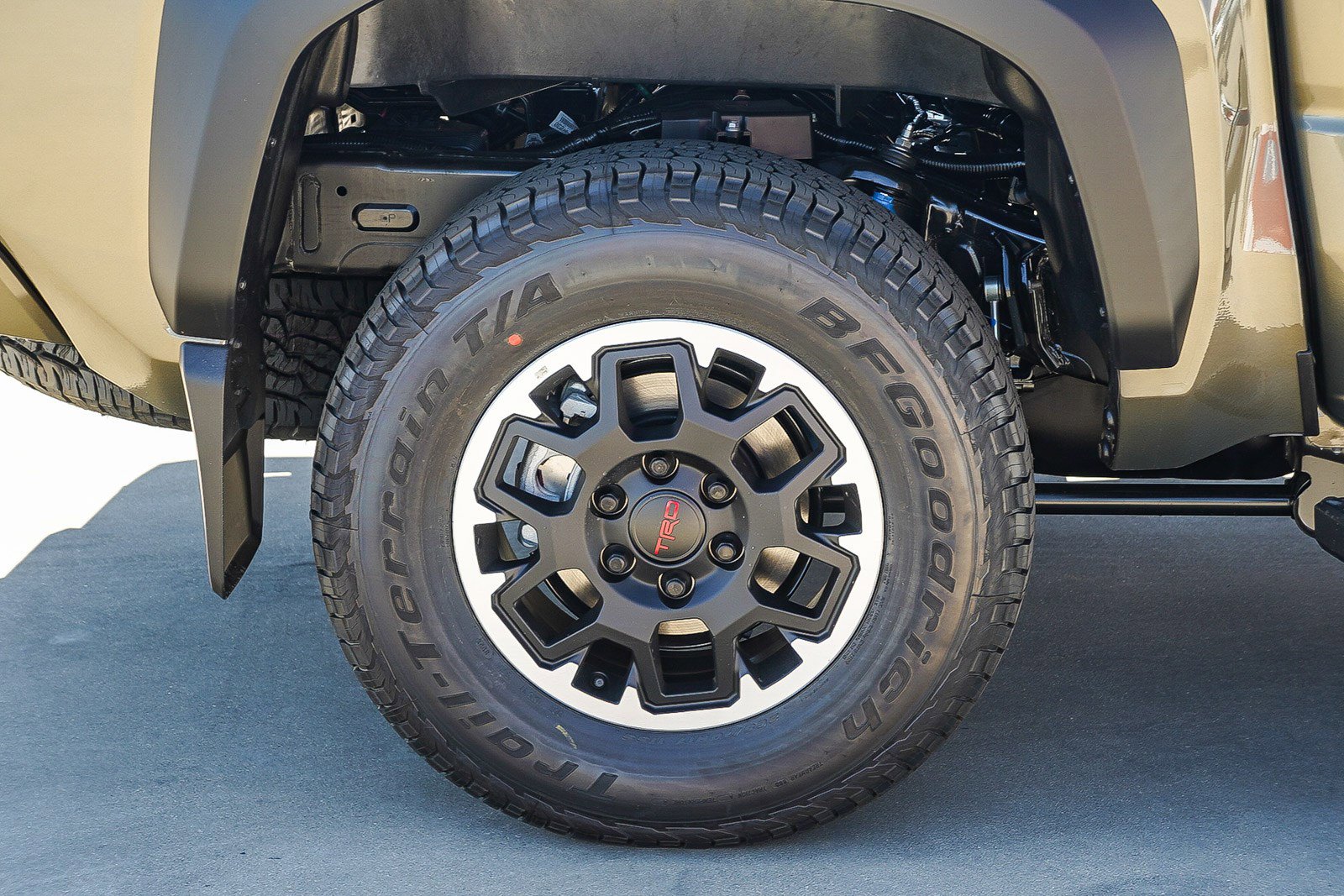 New 2026 Toyota Tacoma TRD Off-Road AWD/4WD image 12