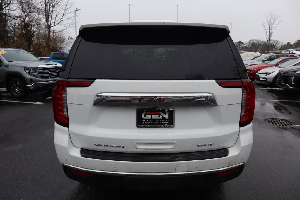 Used 2024 GMC Yukon XL SLT image 4