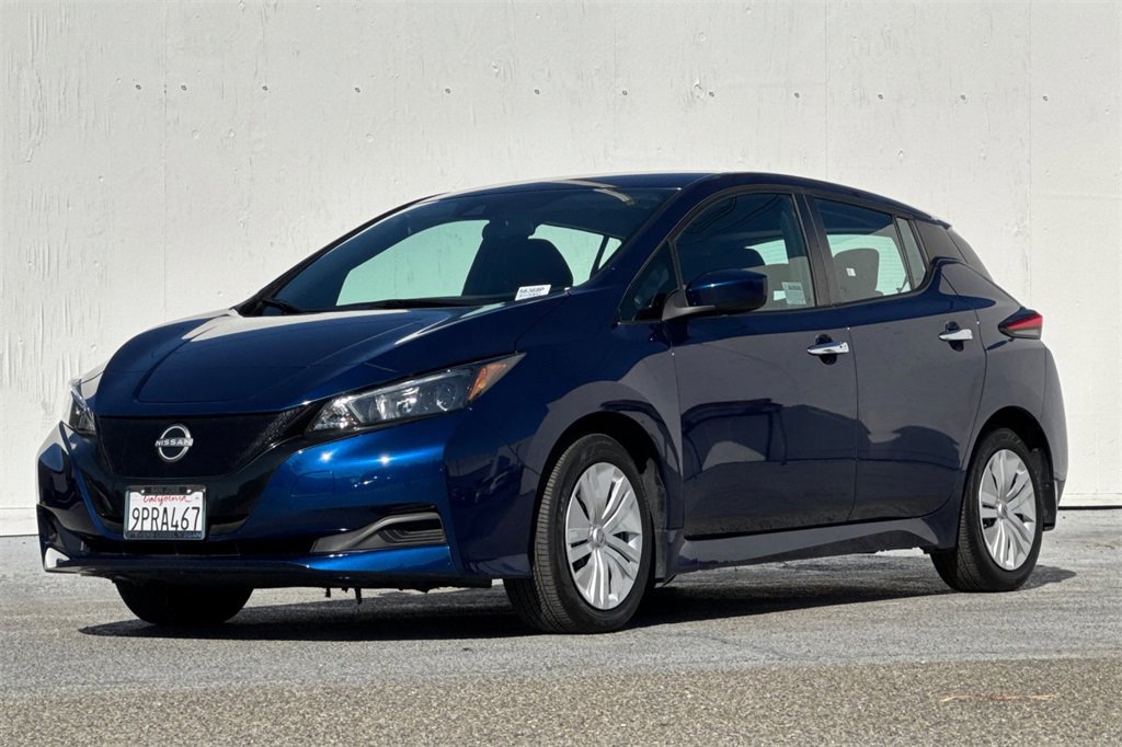 Used 2023 Nissan Leaf S image 8