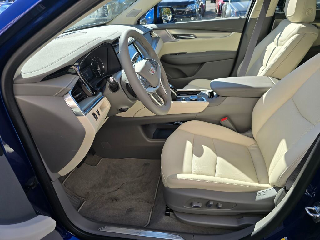 New 2025 Cadillac XT5 Premium Luxury image 23