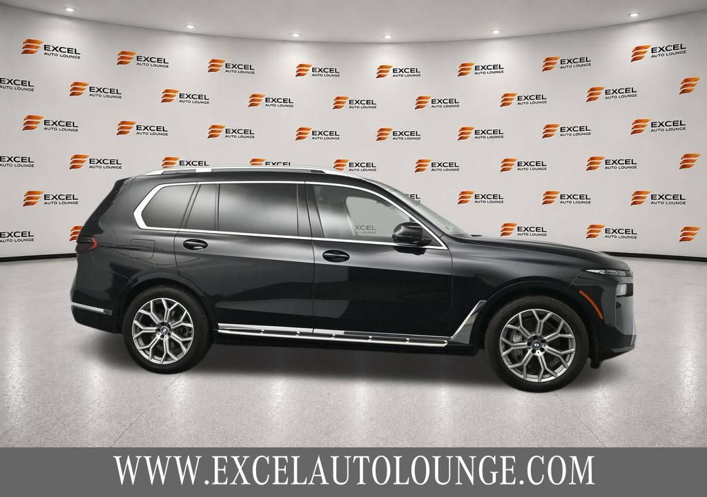 Used 2024 BMW X7 xDrive40i w/ Premium Package AWD/4WD image 6