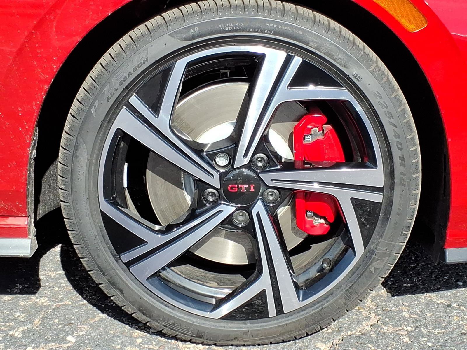 New 2026 Volkswagen GTI SE image 8