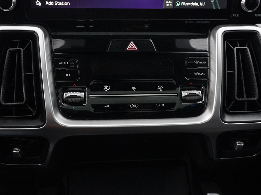 Used 2022 Kia Sorento S w/ Panoramic Sunroof Package AWD/4WD image 48