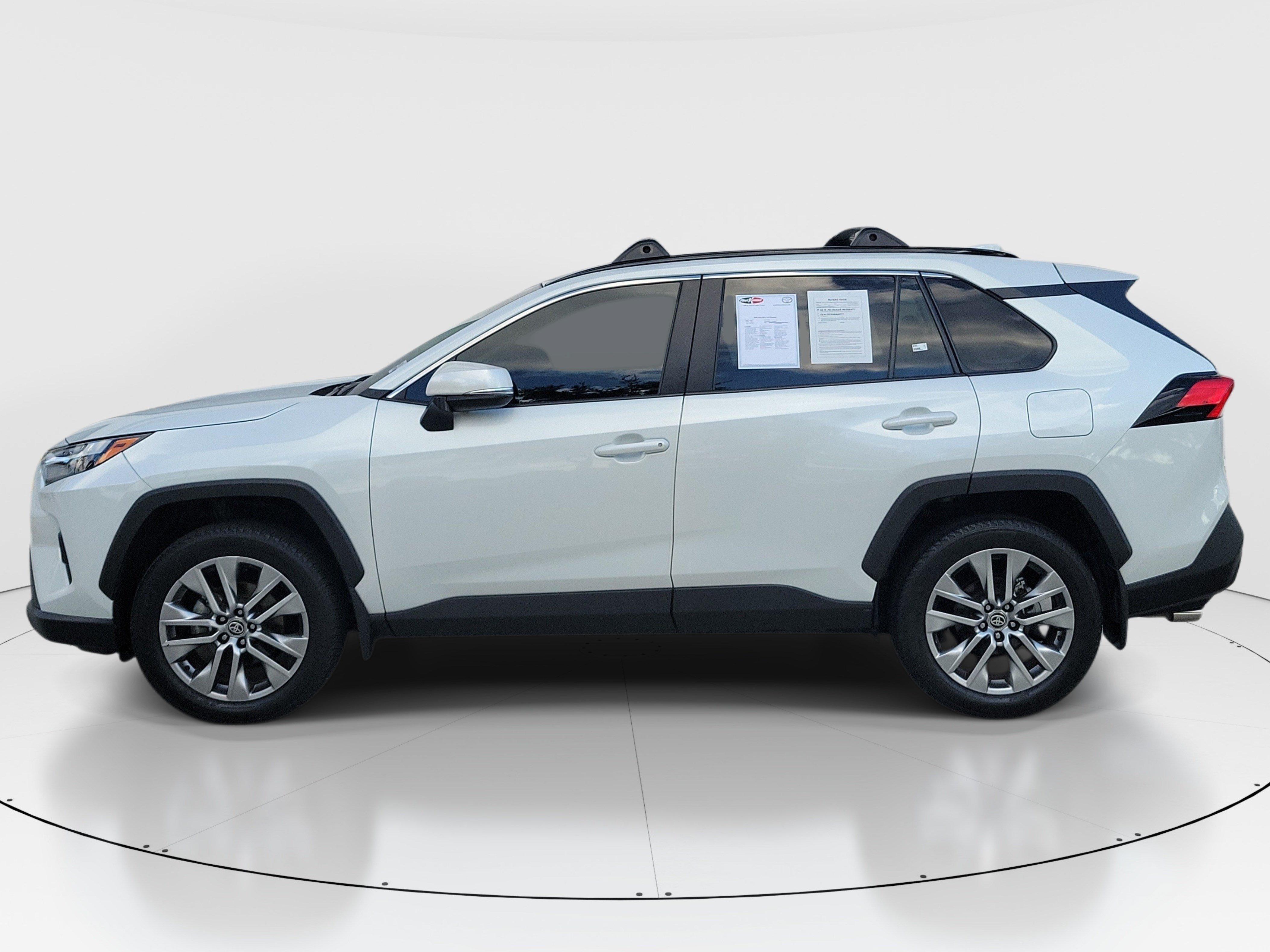 Used 2024 Toyota RAV4 XLE Premium FWD image 4