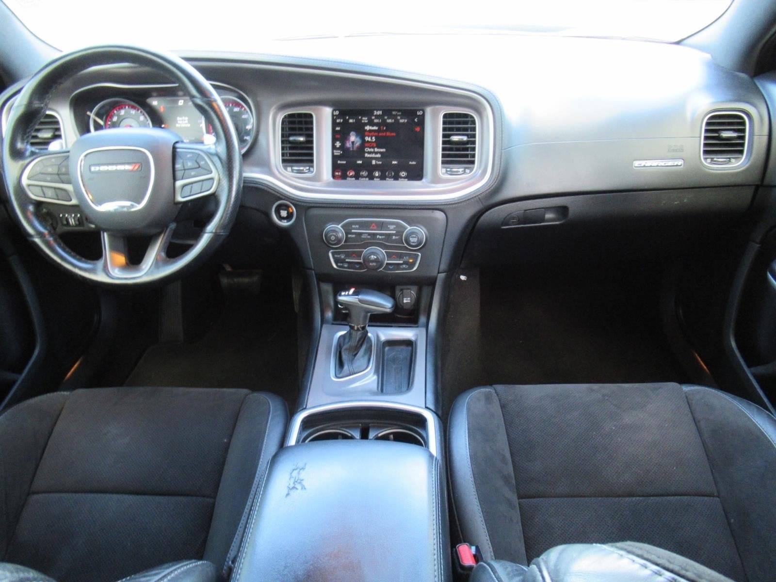 Used 2022 Dodge Charger GT w/ Plus Group RWD image 12