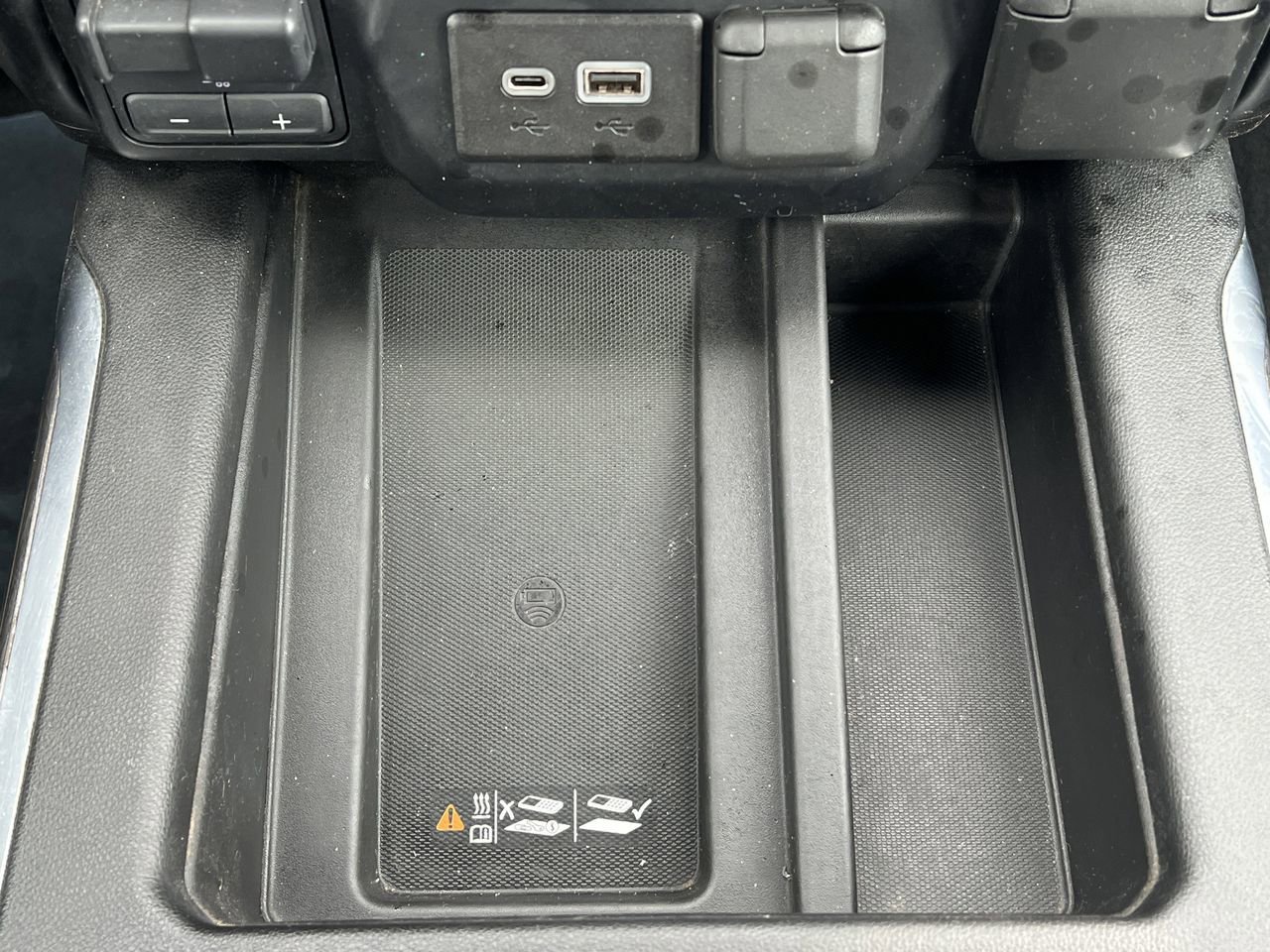 Used 2019 Chevrolet Silverado 1500 LTZ w/ LTZ Plus Package image 11