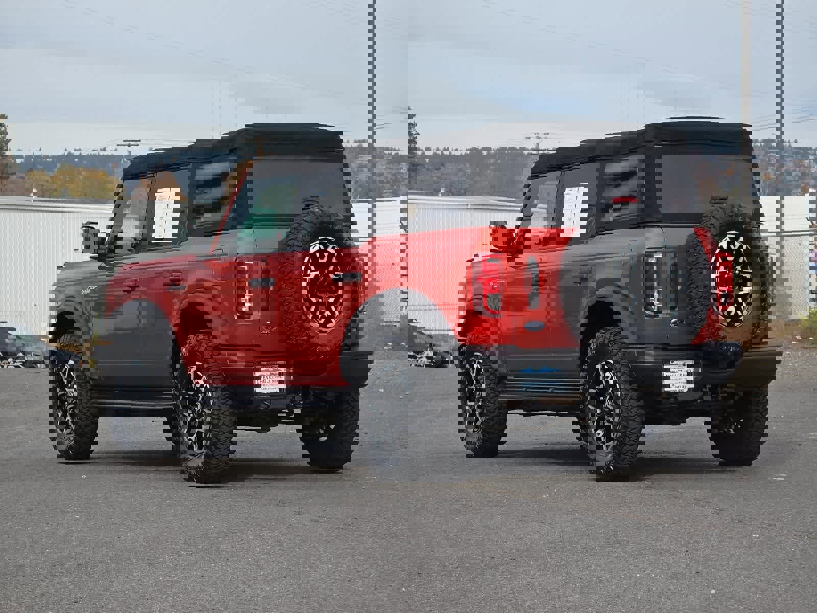 Used 2022 Ford Bronco Black Diamond image 6