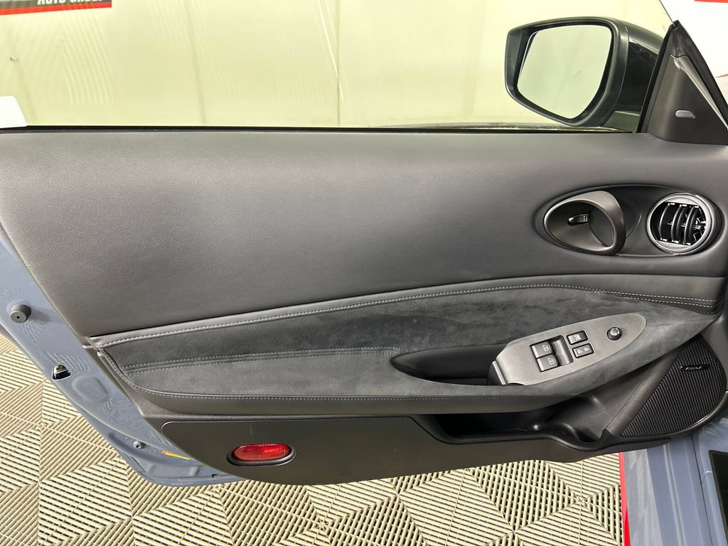 Used 2024 Nissan Z NISMO w/ Floor Mat Package RWD image 11
