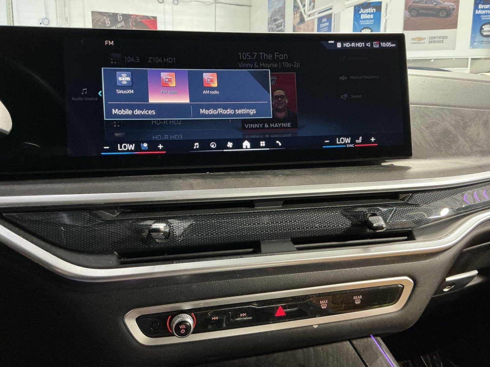 Used 2024 BMW X7 xDrive40i AWD/4WD image 19