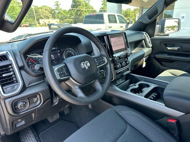 New 2026 RAM 1500 Express AWD/4WD image 11