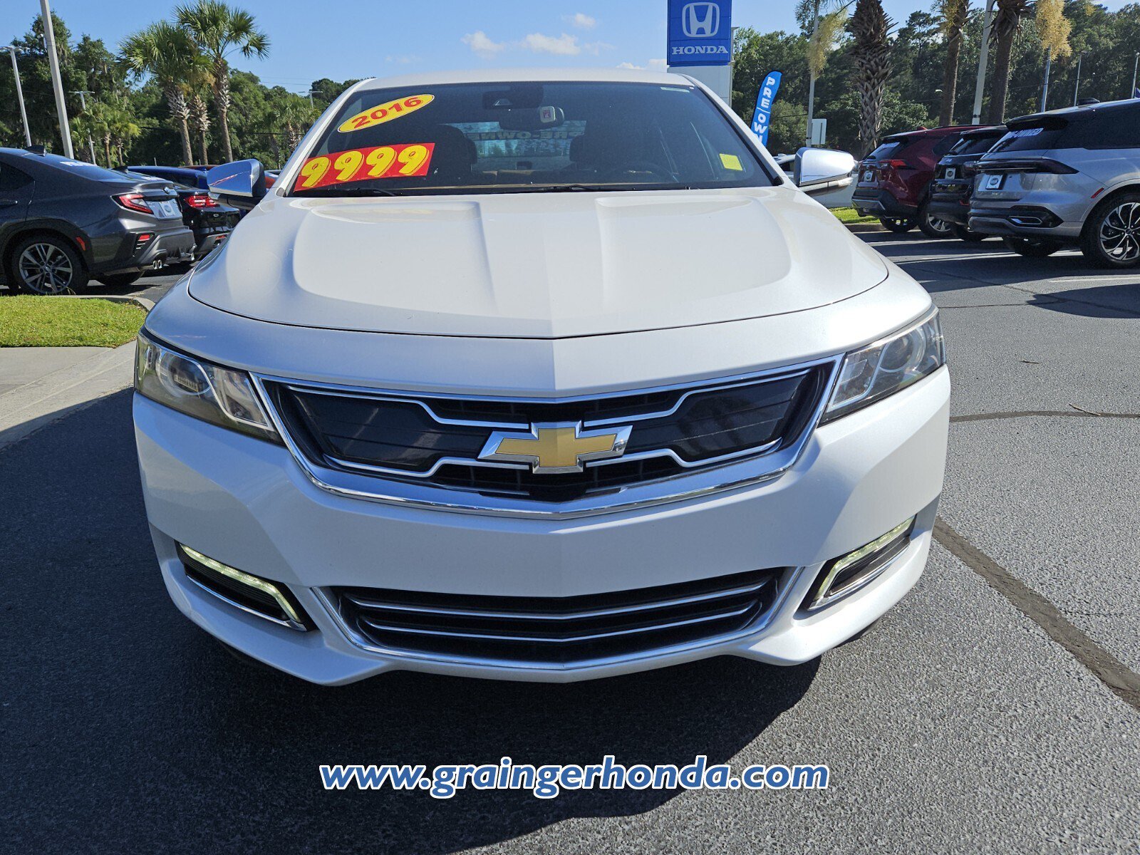 Used 2016 Chevrolet Impala LTZ w/ Enhanced Convenience Package FWD image 8