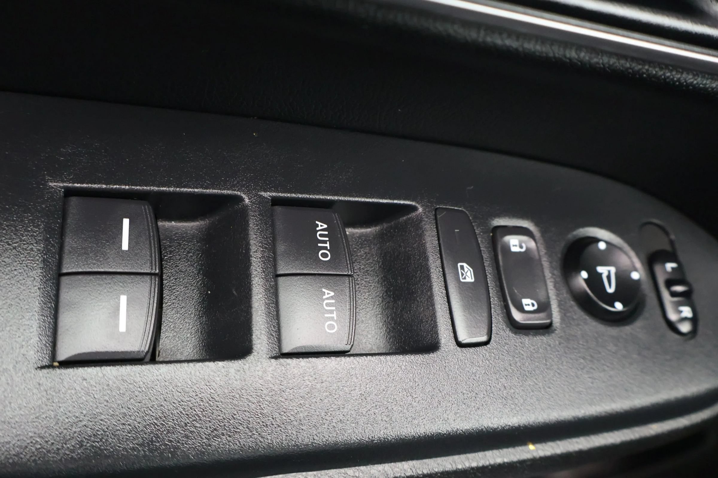 Used 2022 Honda CR-V Touring image 22