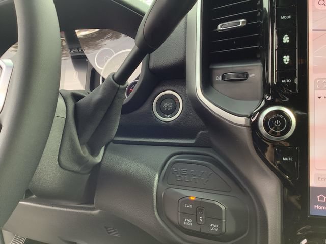 New 2026 RAM 2500 Big Horn AWD/4WD image 16
