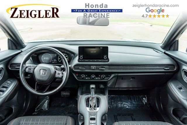 Used 2025 Honda HR-V Sport image 13