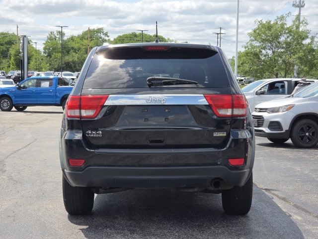 Used 2012 Jeep Grand Cherokee Laredo w/ Laredo E Group AWD/4WD image 10