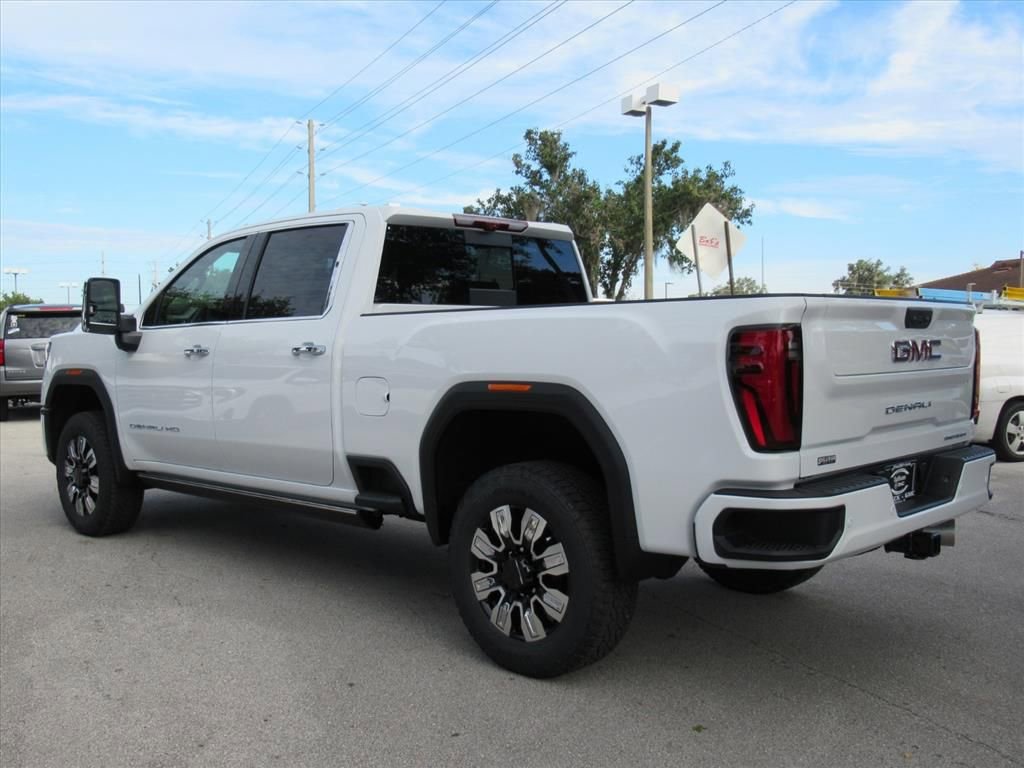 New 2026 GMC Sierra 2500 Denali w/ Denali Reserve Package image 4