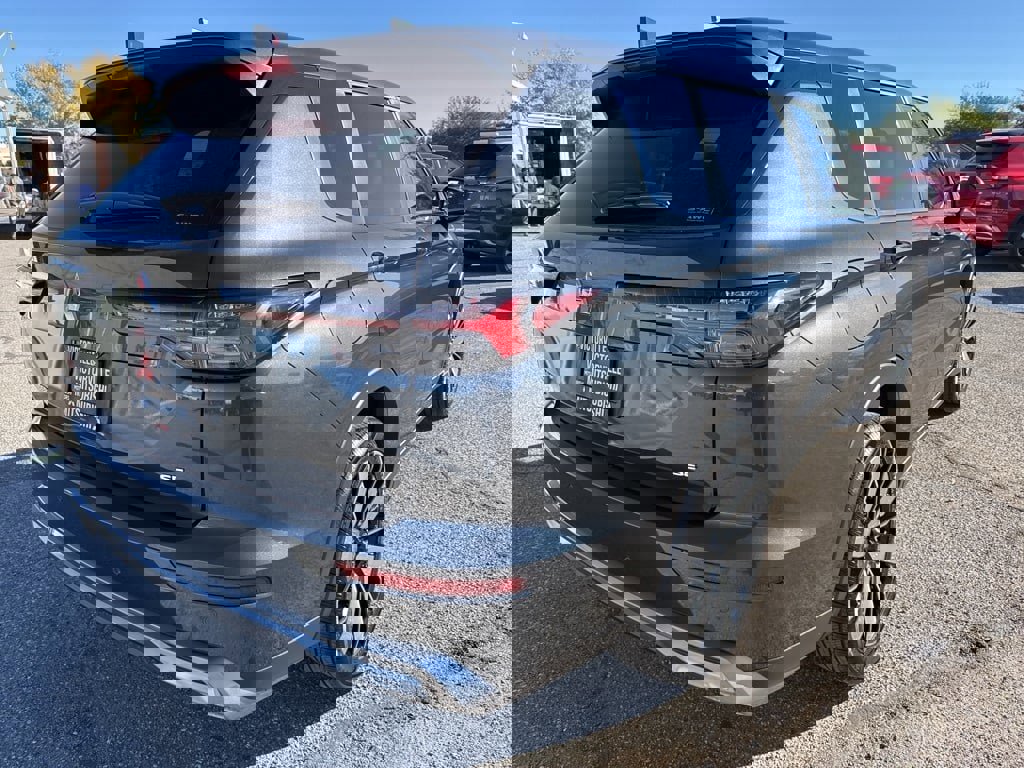 New 2025 Mitsubishi Outlander SE image 7