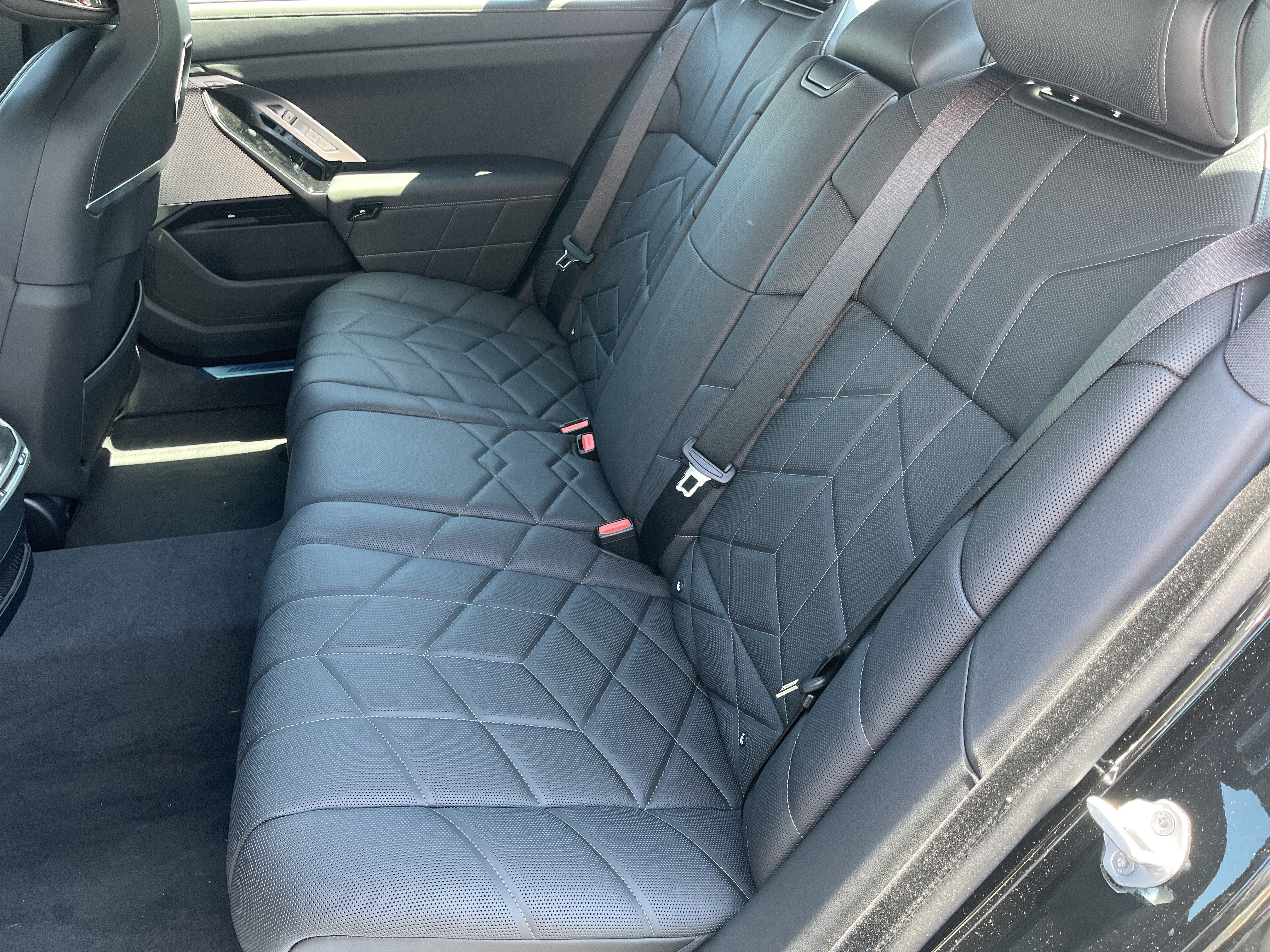 New 2026 BMW i7 eDrive50 w/ Executive Package RWD image 16
