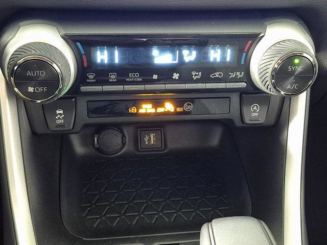 Certified 2025 Toyota RAV4 XLE image 18