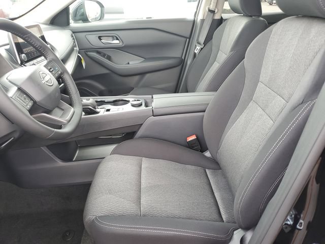 New 2026 Nissan Rogue SV w/ Cold Weather Package AWD/4WD image 21
