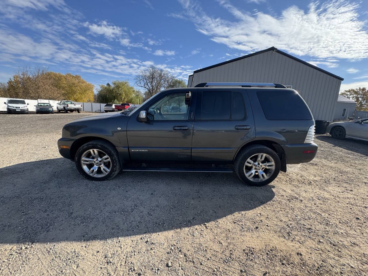 Used 2010 Mercury Mountaineer Premier AWD/4WD image 2