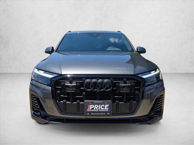 Used 2025 Audi Q7 3.0T Premium Plus AWD/4WD image 2