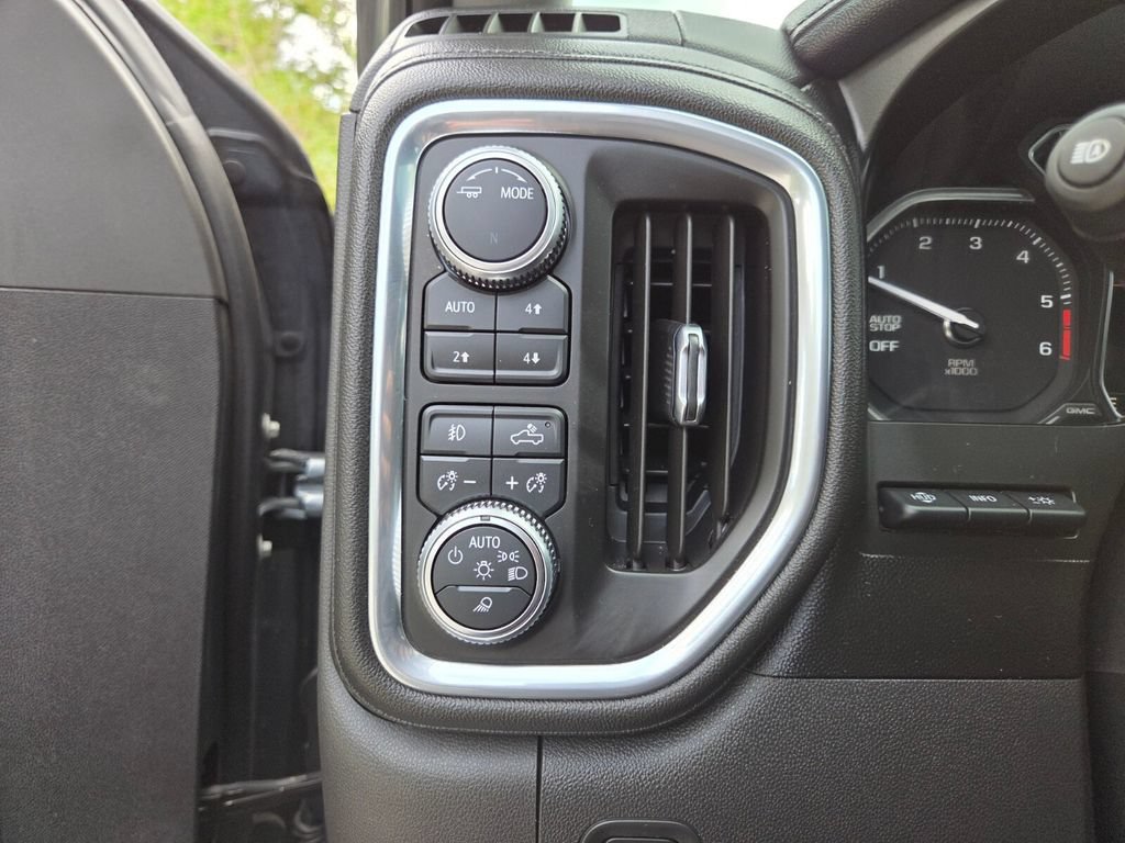 Used 2021 GMC Sierra 1500 Denali w/ Denali Ultimate Package AWD/4WD image 30