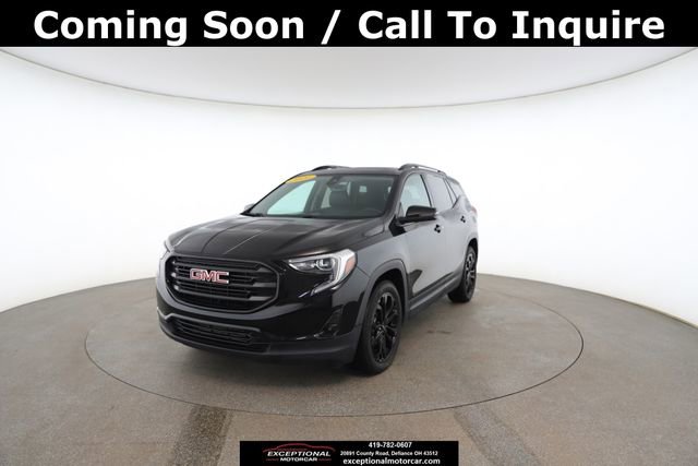 Used 2021 GMC Terrain SLT w/ Elevation Edition image 2