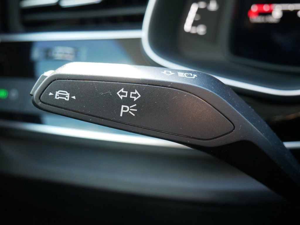 Used 2023 Audi Q8 Premium Plus w/ Premium Plus Package image 26