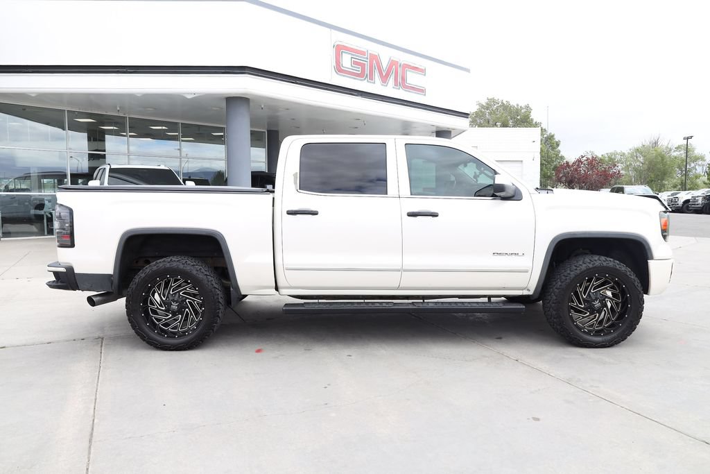 Used 2015 GMC Sierra 1500 Denali w/ Driver Alert Package AWD/4WD image 7