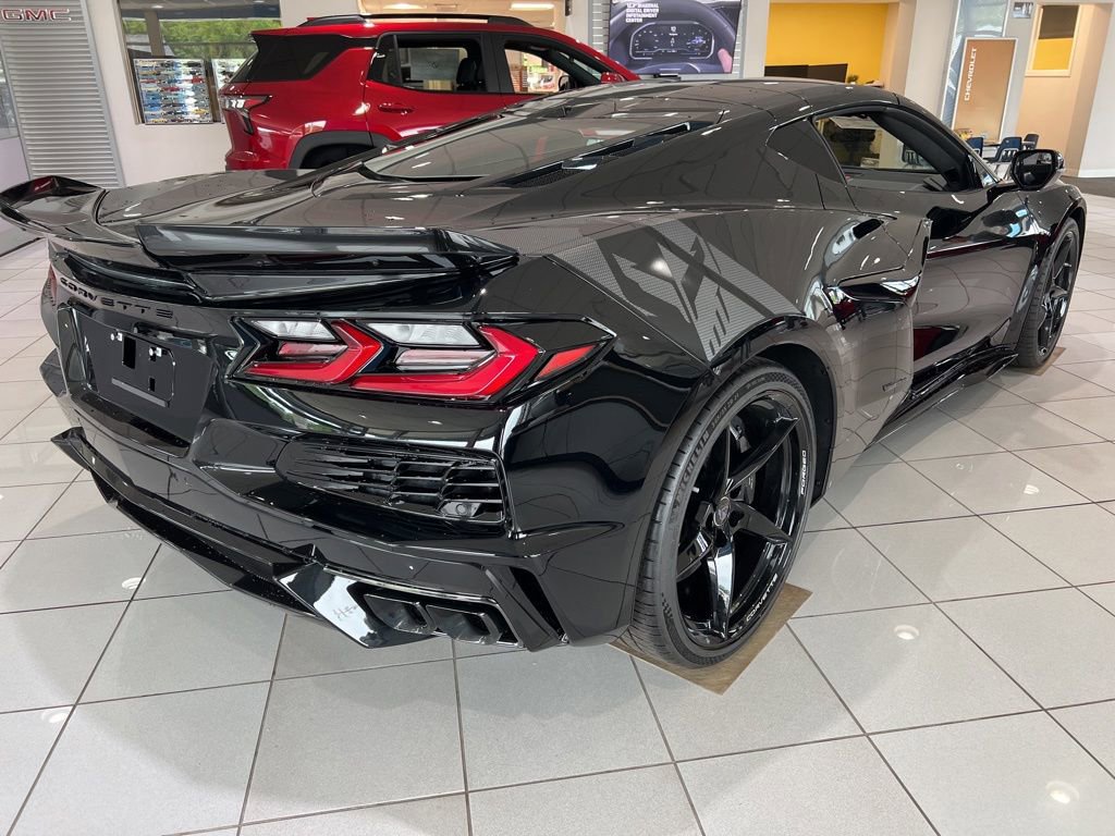 New 2026 Chevrolet Corvette E-Ray AWD/4WD image 5