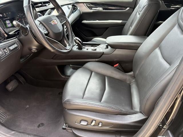 Used 2023 Cadillac XT6 Premium Luxury w/ Technology Package FWD image 14