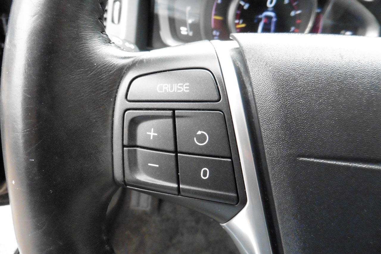 Used 2016 Volvo S60 T5 Premier w/ Climate Package AWD/4WD image 7