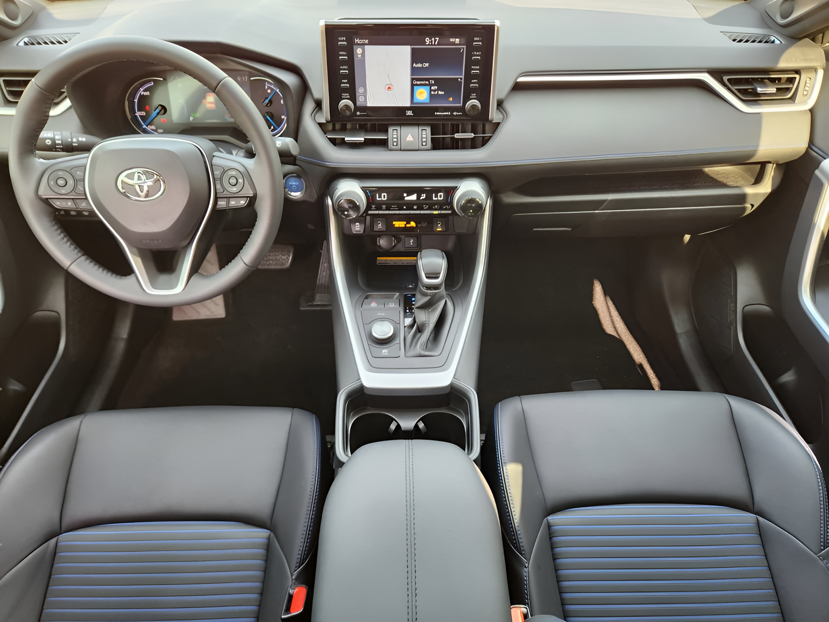 Used 2021 Toyota RAV4 XSE AWD/4WD image 24
