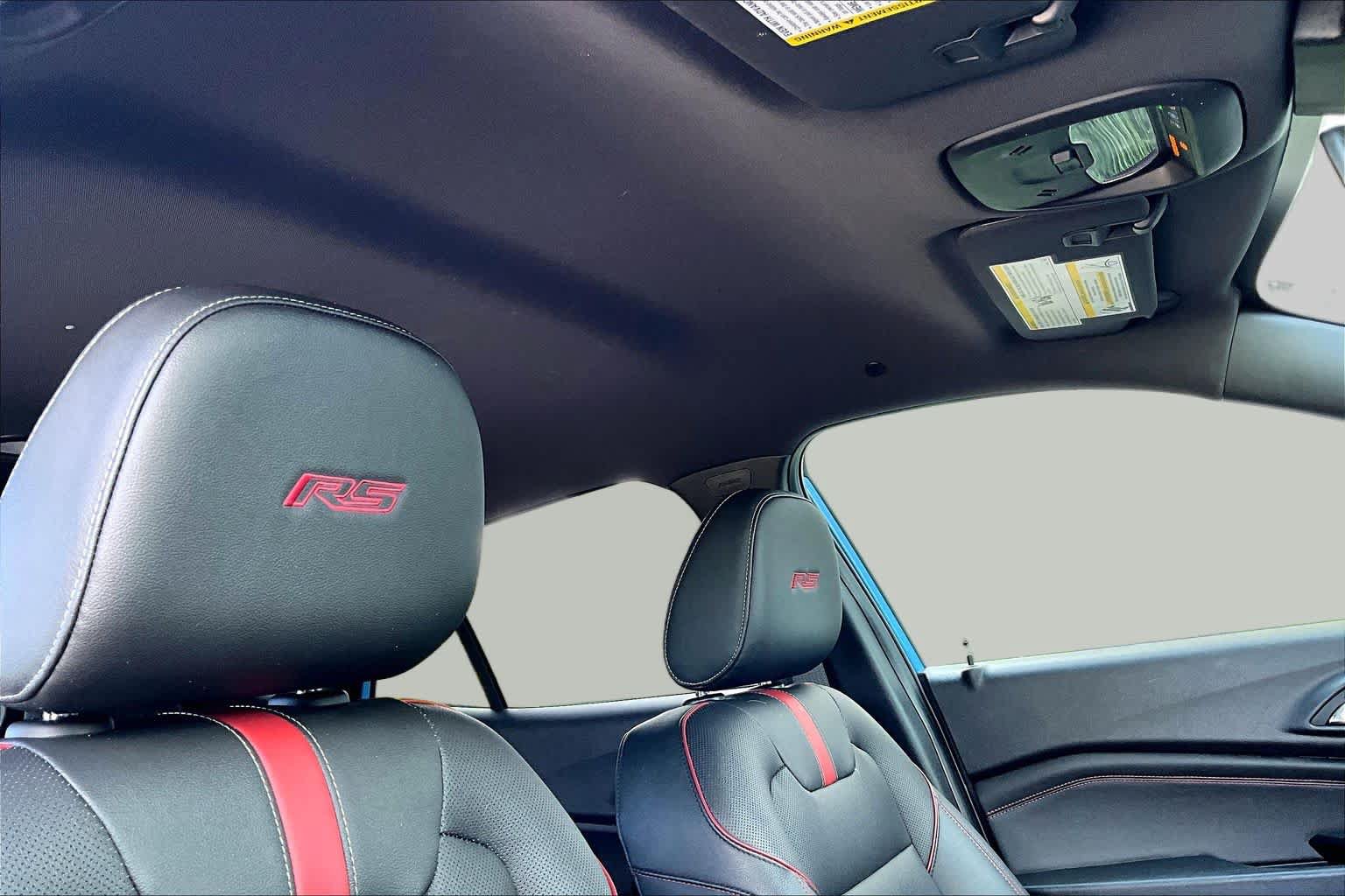 Used 2024 Chevrolet Trax RS FWD image 14