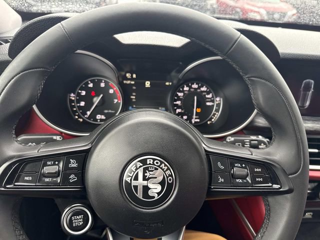 Used 2020 Alfa Romeo Stelvio AWD w/ Nero Edizione image 28