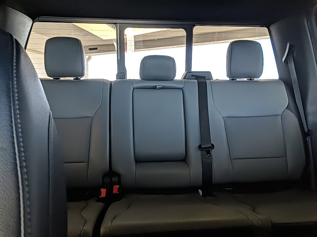 Used 2022 Ford F150 Lightning Lariat image 28