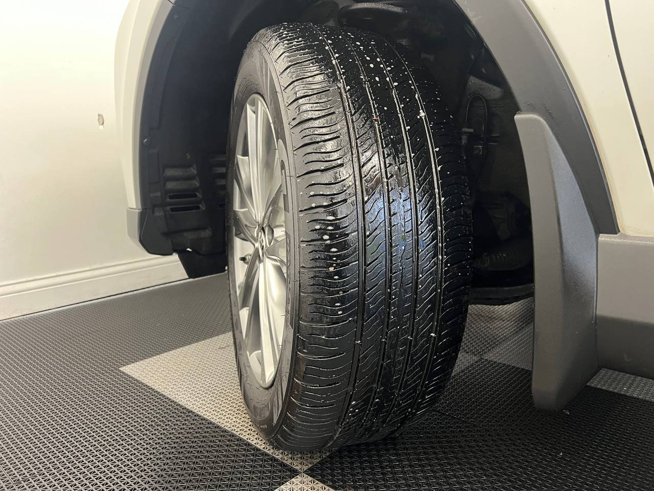 Used 2016 Toyota RAV4 Limited image 33