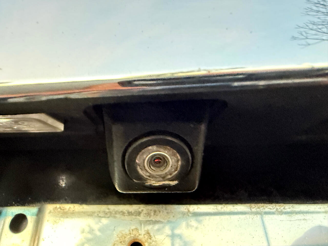 Used 2015 Mercedes-Benz E 350 4MATIC Sedan image 41