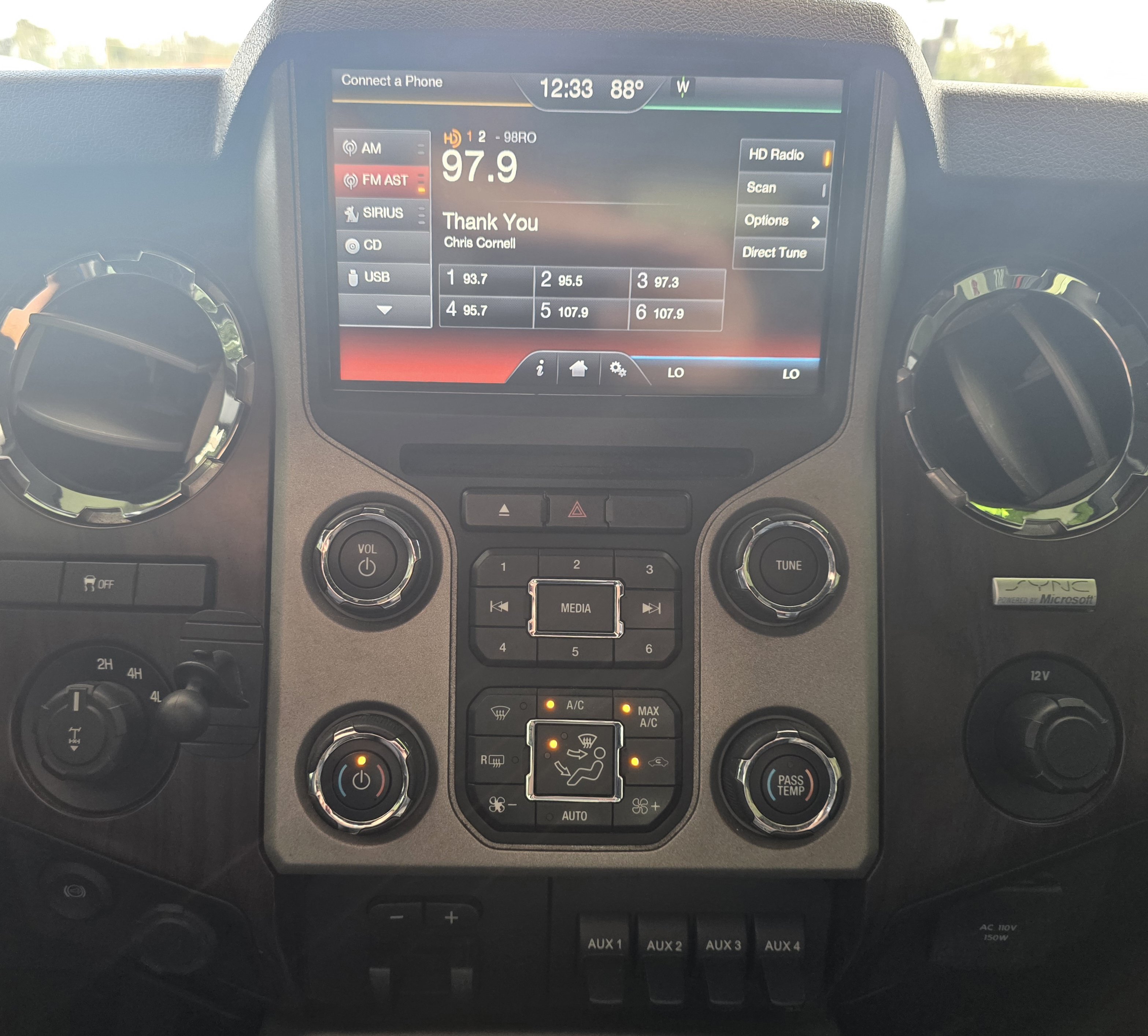 Used 2015 Ford F350 Lariat w/ Chrome Package AWD/4WD image 26