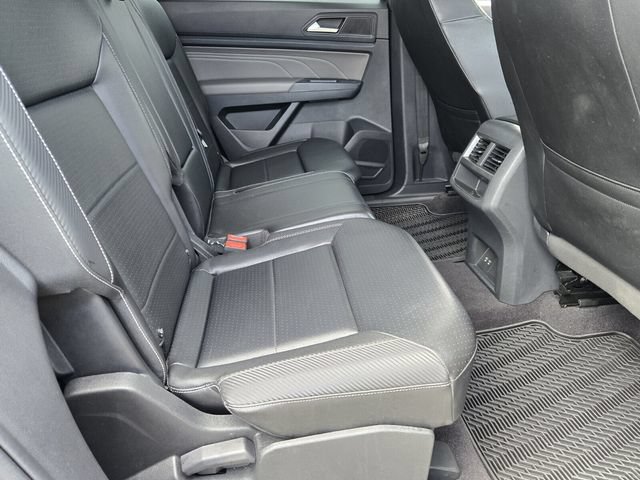 Used 2021 Volkswagen Atlas Cross Sport SE FWD image 14