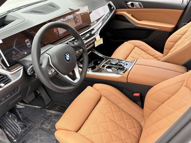New 2026 BMW X5 xDrive50e w/ Climate Comfort Package AWD/4WD image 18