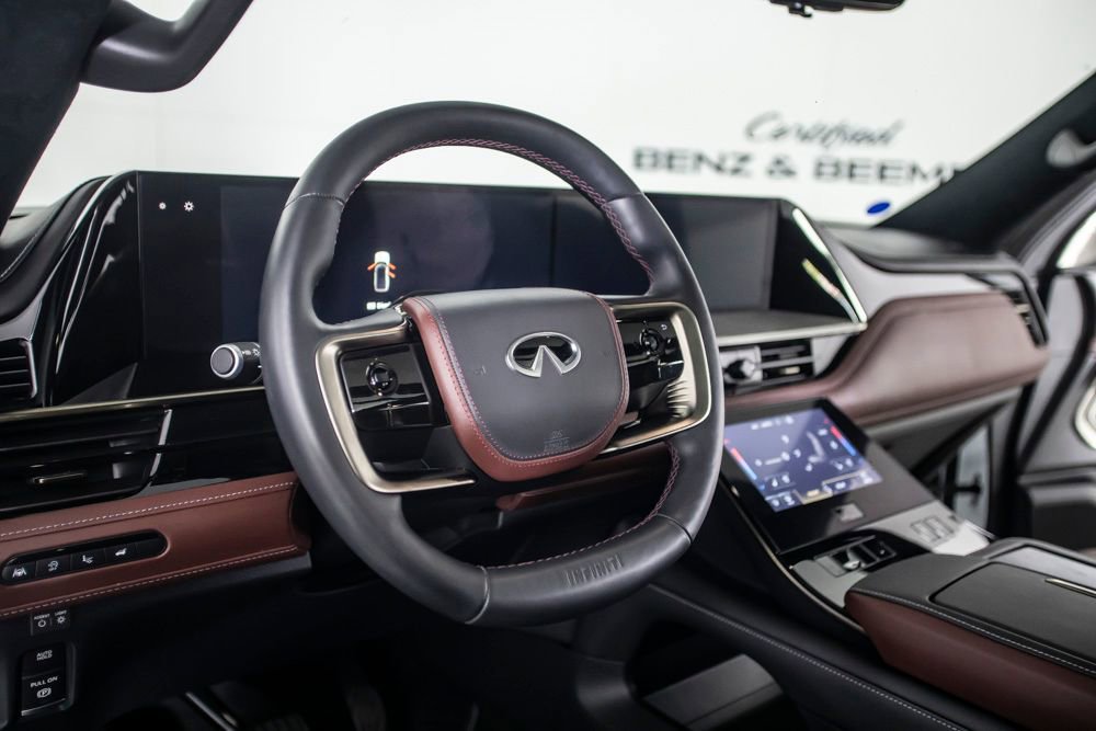 Used 2025 INFINITI QX80 Autograph w/ Autograph Exterior Package AWD/4WD image 32