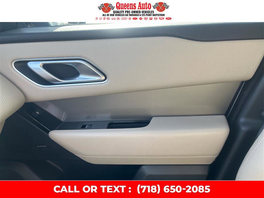 Used 2018 Land Rover Range Rover Velar S AWD/4WD image 25