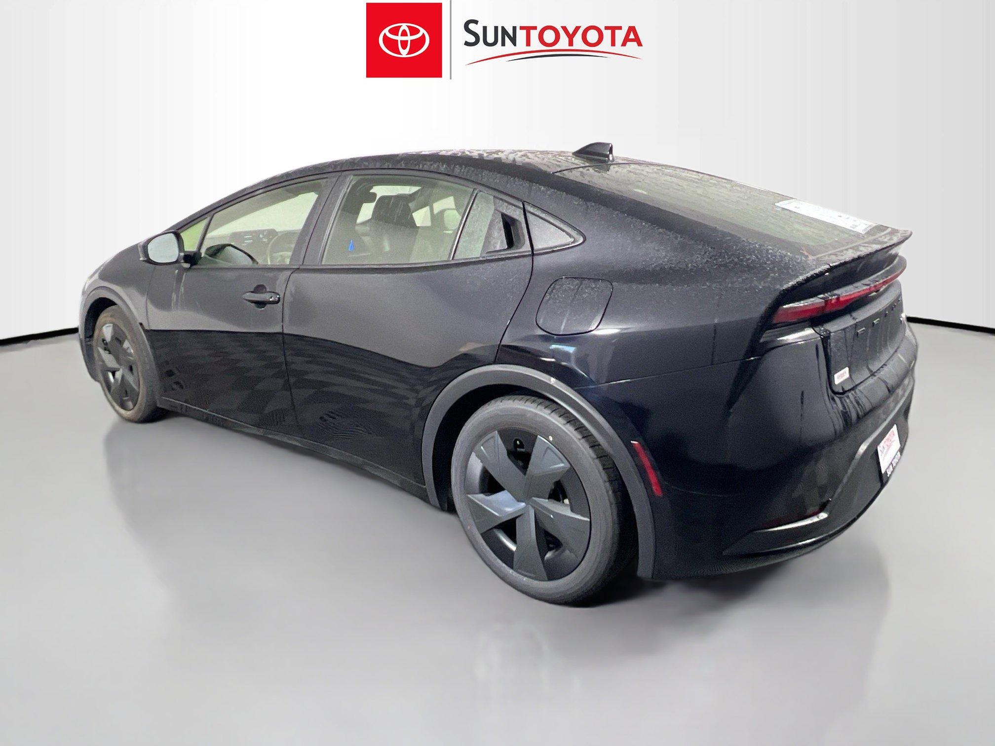 Used 2023 Toyota Prius LE image 6